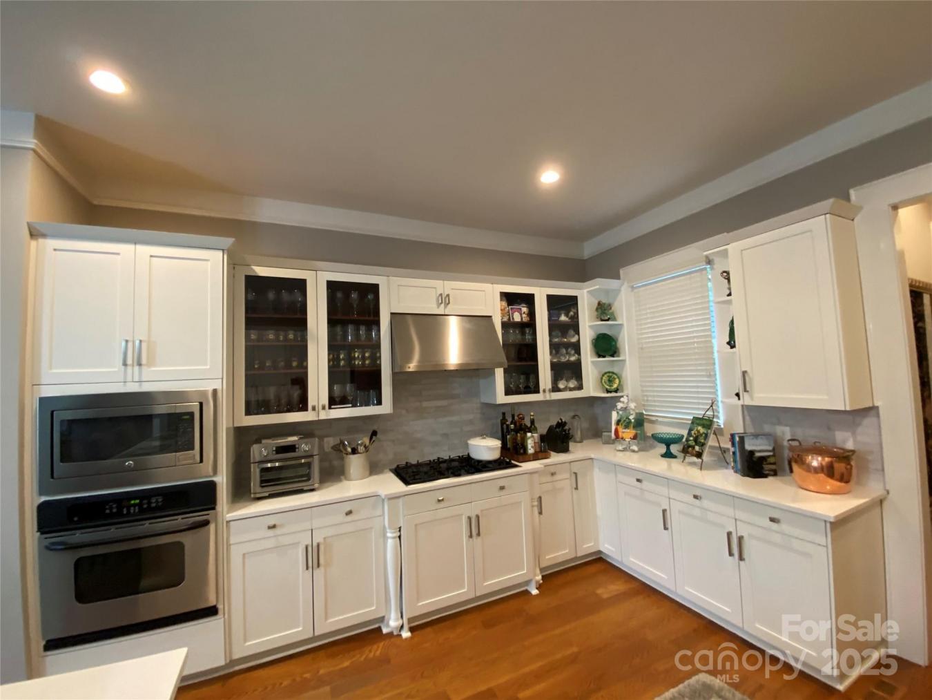 Mooresville, Iredell, 28117, United States, 4 Bedrooms Bedrooms, ,4 BathroomsBathrooms,Residential,For Sale,1966111