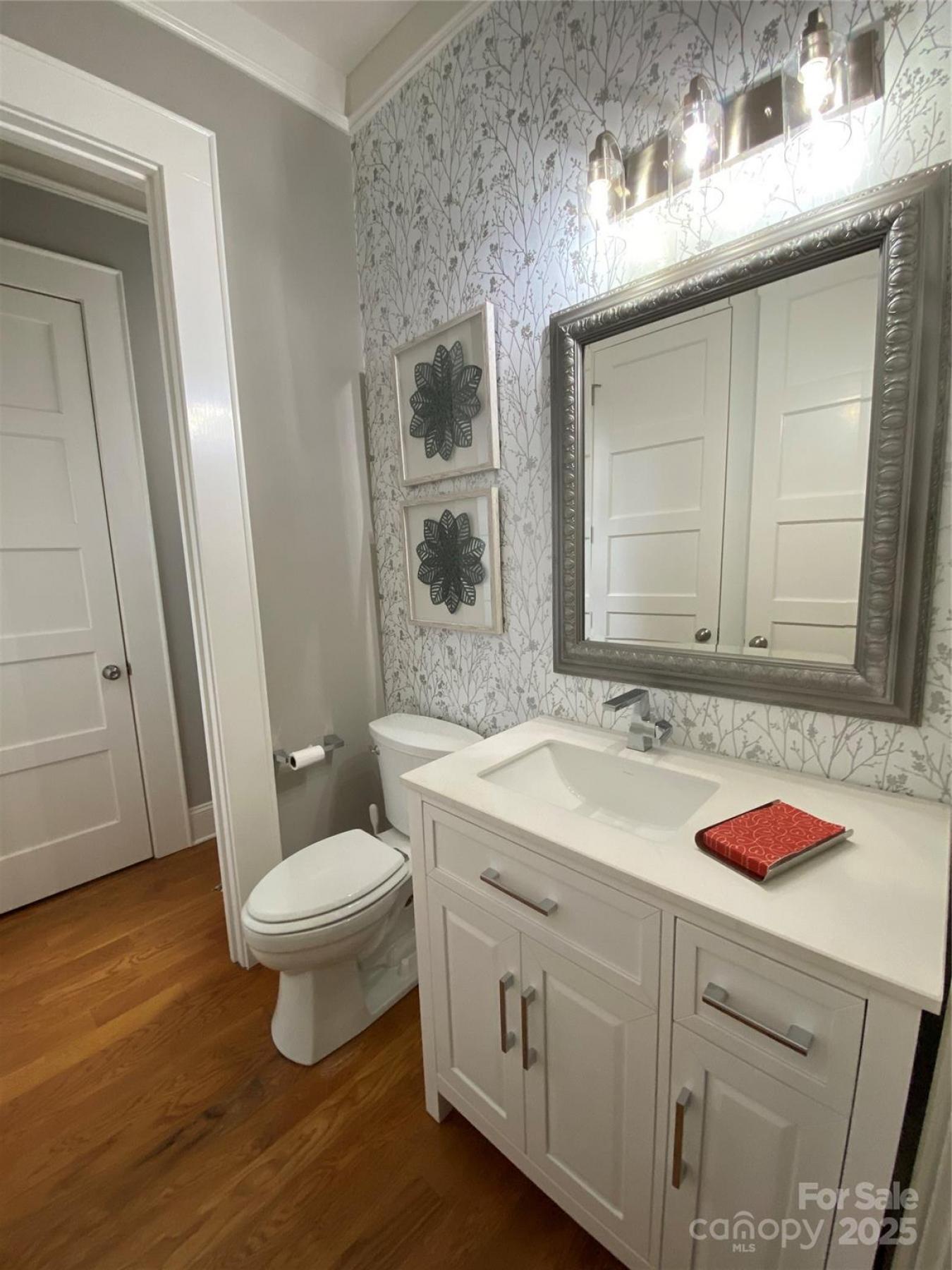 Mooresville, Iredell, 28117, United States, 4 Bedrooms Bedrooms, ,4 BathroomsBathrooms,Residential,For Sale,1966111