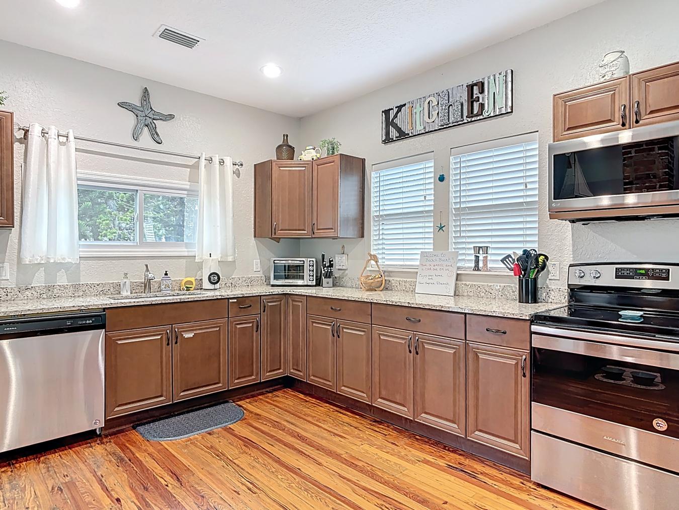 NEW SMYRNA BEACH, Volusia, 32168, United States, 2 Bedrooms Bedrooms, ,2 BathroomsBathrooms,Residential,For Sale,1966110