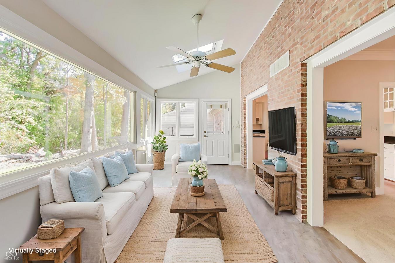 Carmel, Hamilton, 46032, United States, 3 Bedrooms Bedrooms, ,2 BathroomsBathrooms,Residential,For Sale,1966108