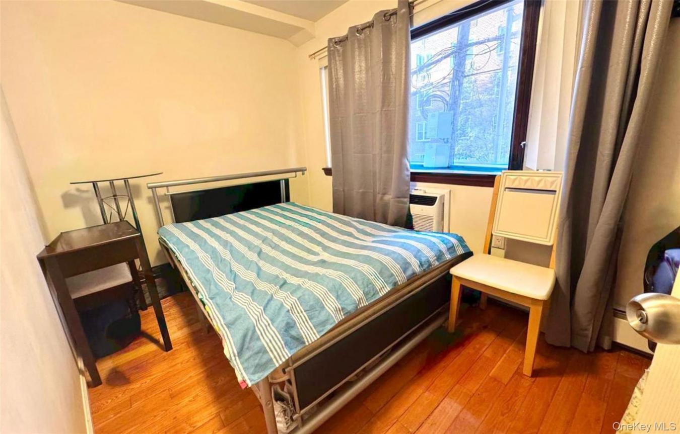 New York, Queens, 11355, United States, 2 Bedrooms Bedrooms, ,2 BathroomsBathrooms,Residential,For Sale,1967463