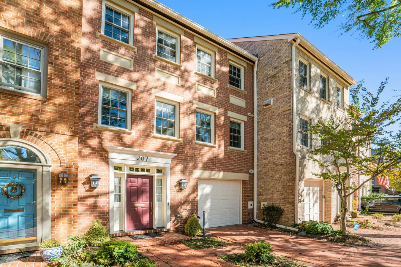 Alexandria, Virginia, 22314, United States, 3 Bedrooms Bedrooms, ,2 BathroomsBathrooms,Residential,For Sale,1967461