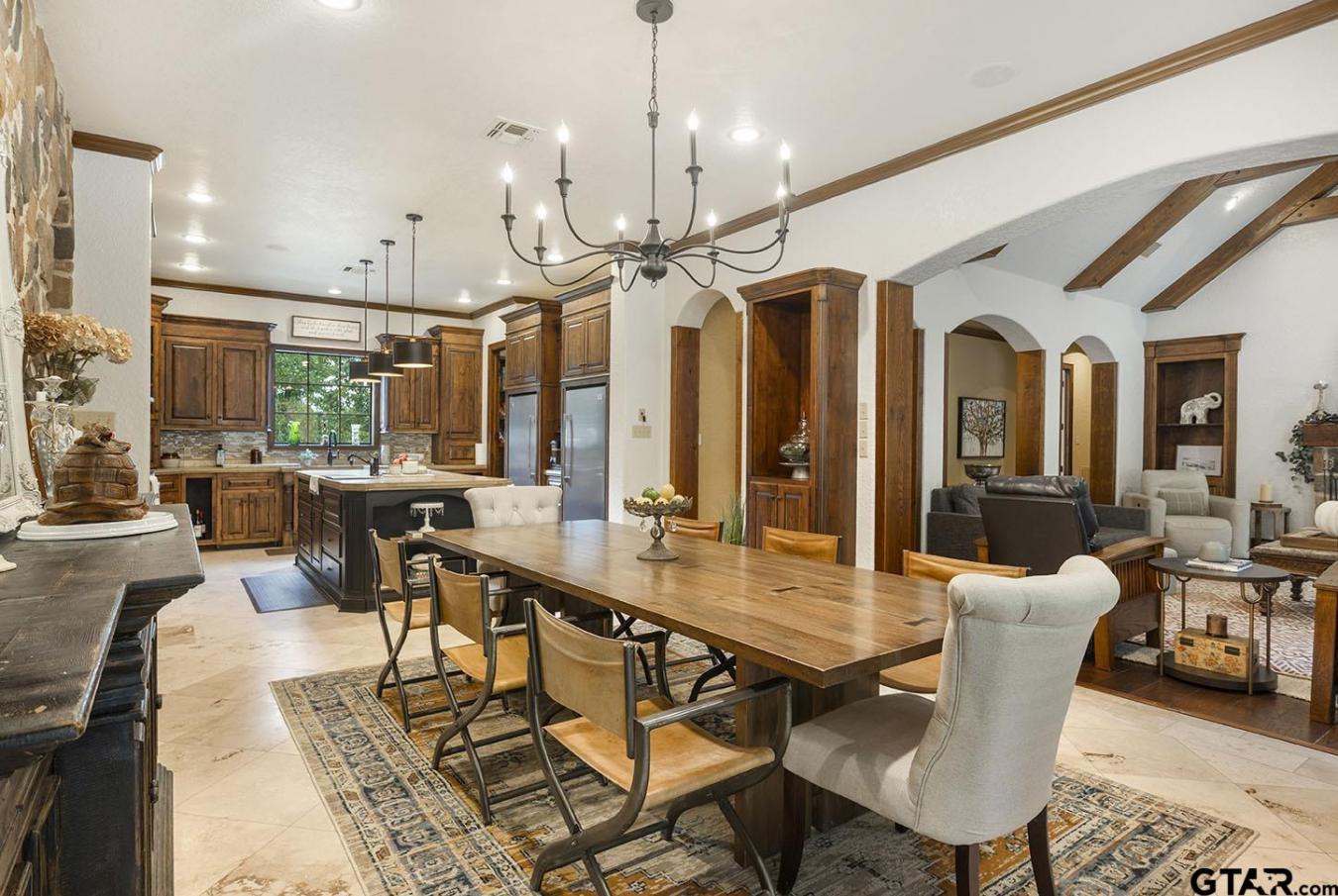 Palestine, Anderson, 75803, United States, 5 Bedrooms Bedrooms, ,3 BathroomsBathrooms,Residential,For Sale,1967460