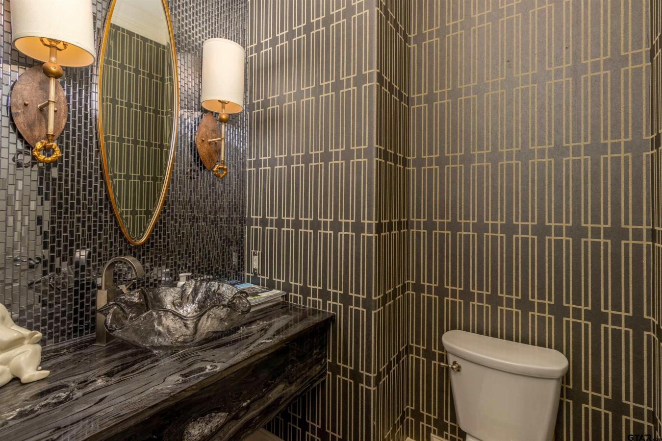 Tyler, Smith, 75709, United States, 3 Bedrooms Bedrooms, ,3 BathroomsBathrooms,Residential,For Sale,1967459