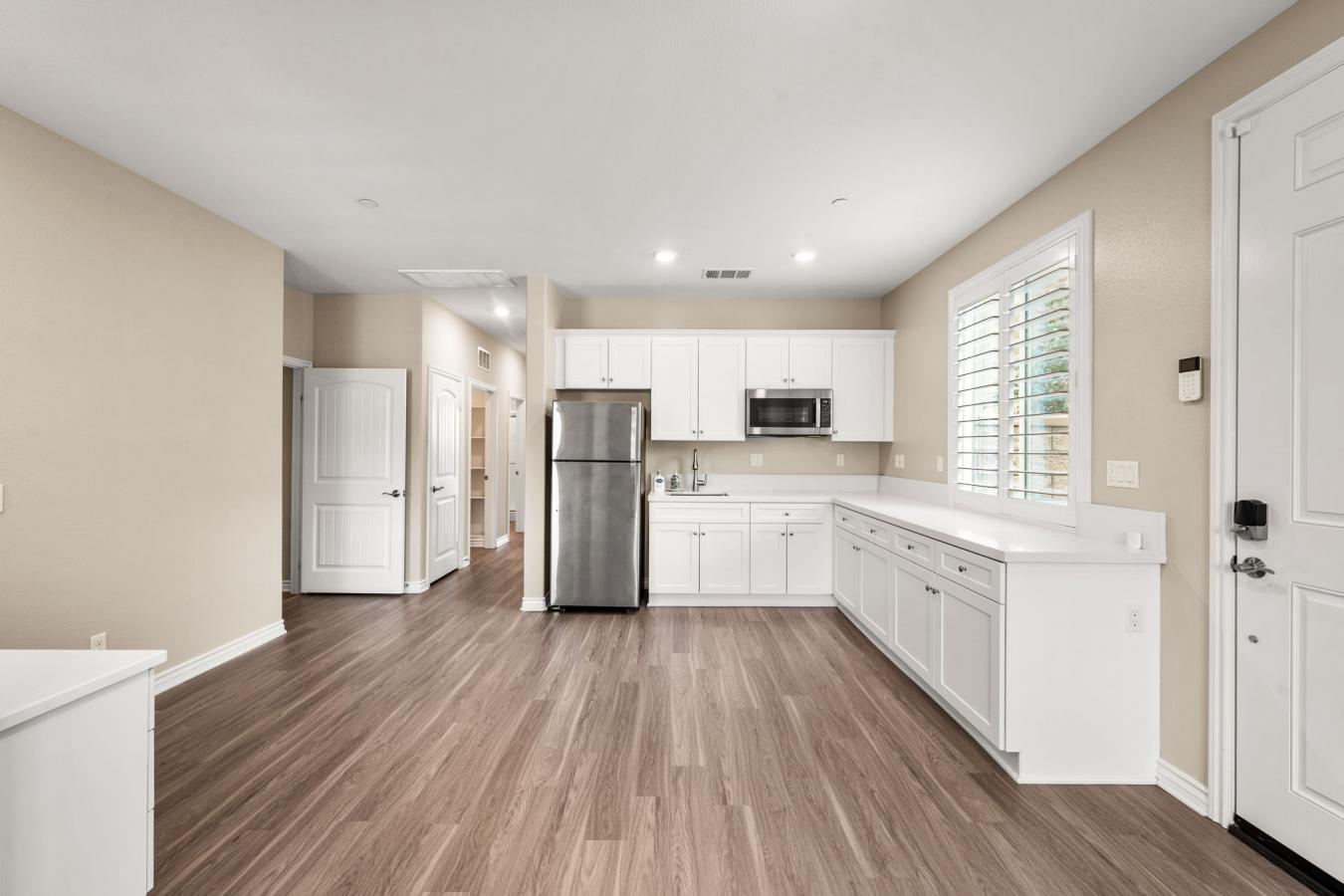 Temecula, Riverside, 92592, United States, 7 Bedrooms Bedrooms, ,4 BathroomsBathrooms,Residential,For Sale,1967456