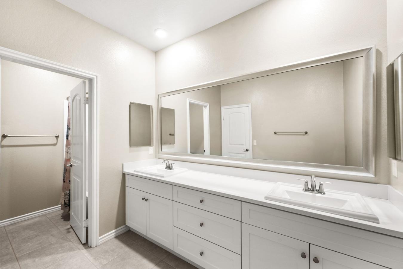 Temecula, Riverside, 92592, United States, 7 Bedrooms Bedrooms, ,4 BathroomsBathrooms,Residential,For Sale,1967456