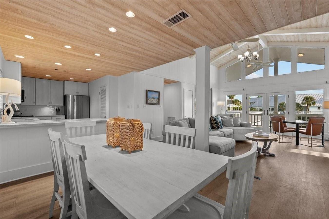 Galveston, Galveston, 77554, United States, 4 Bedrooms Bedrooms, ,3 BathroomsBathrooms,Residential,For Sale,1967452