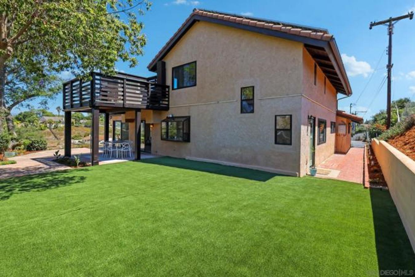 Fallbrook, San Diego, 92028, United States, 4 Bedrooms Bedrooms, ,3 BathroomsBathrooms,Residential,For Sale,1967451