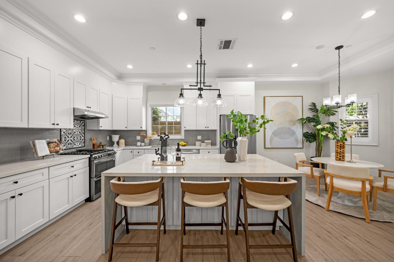 Temple City, Los Angeles, 91780, United States, 5 Bedrooms Bedrooms, ,5 BathroomsBathrooms,Residential,For Sale,1967450