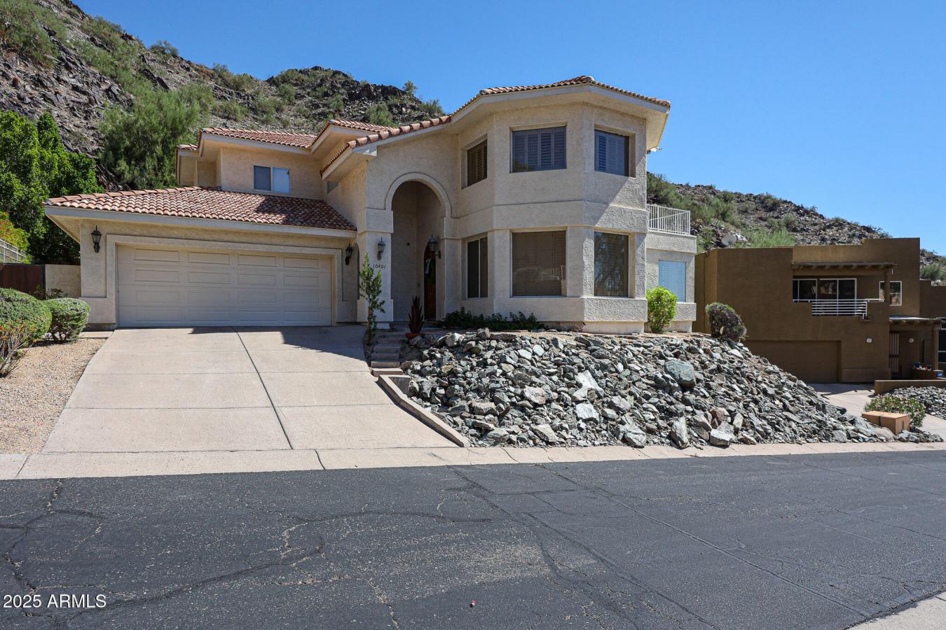 Phoenix, Maricopa, 85020, United States, 3 Bedrooms Bedrooms, ,4 BathroomsBathrooms,Residential,For Sale,1967449 Phoenix, Maricopa, 85020, United States, 3 Bedrooms Bedrooms, ,4 BathroomsBathrooms,Residential,For Sale,1967449