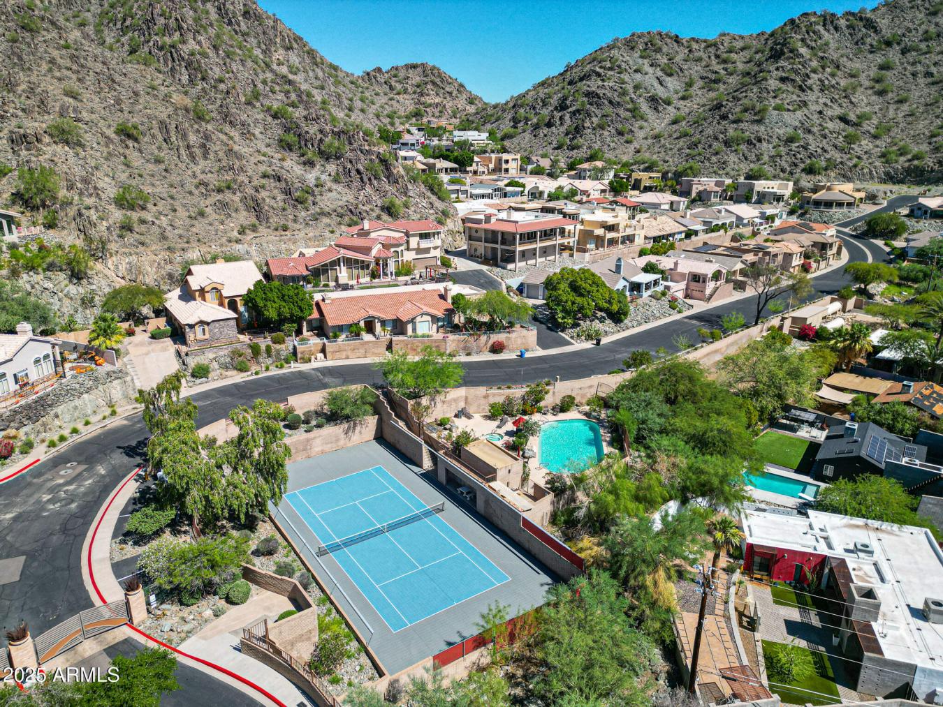 Phoenix, Maricopa, 85020, United States, 3 Bedrooms Bedrooms, ,4 BathroomsBathrooms,Residential,For Sale,1967449