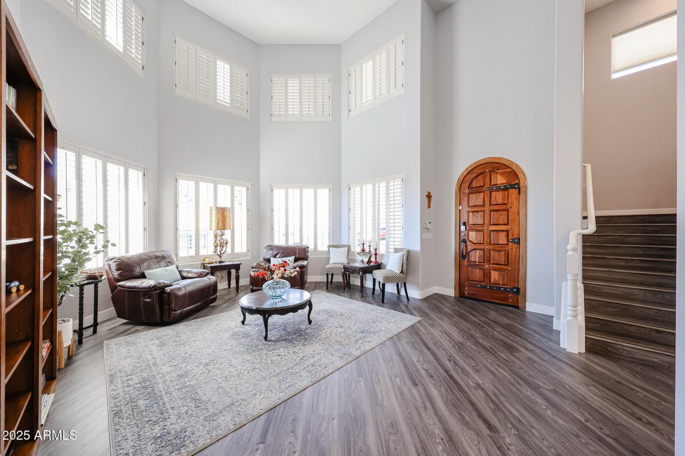 Phoenix, Maricopa, 85020, United States, 3 Bedrooms Bedrooms, ,4 BathroomsBathrooms,Residential,For Sale,1967449