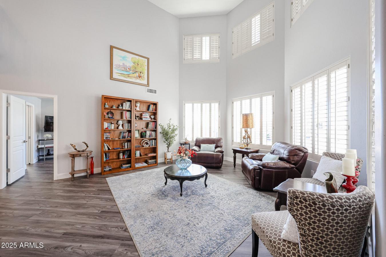 Phoenix, Maricopa, 85020, United States, 3 Bedrooms Bedrooms, ,4 BathroomsBathrooms,Residential,For Sale,1967449