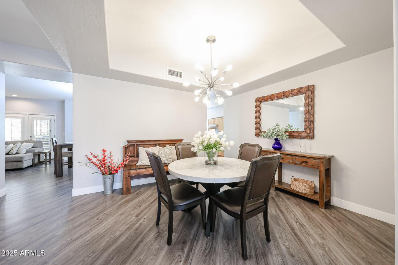 Phoenix, Maricopa, 85020, United States, 3 Bedrooms Bedrooms, ,4 BathroomsBathrooms,Residential,For Sale,1967449