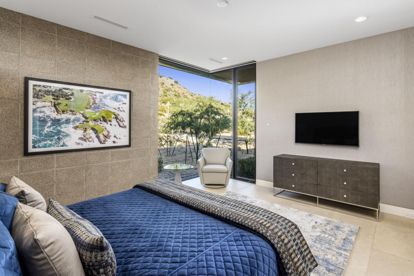 Paradise Valley, Arizona, 85253, United States, 5 Bedrooms Bedrooms, ,2 BathroomsBathrooms,Residential,For Sale,1966107