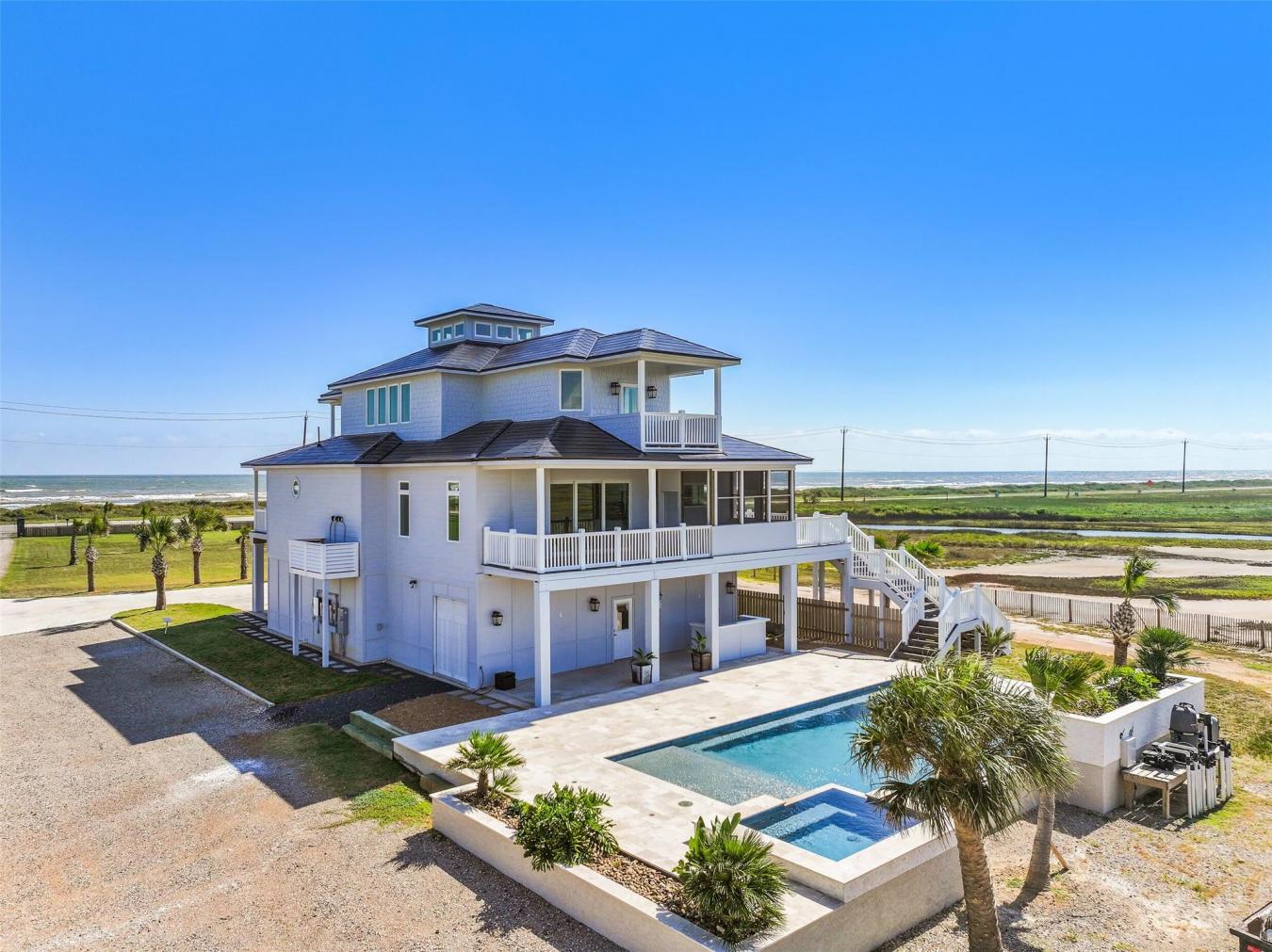 Freeport, Brazoria, 77541, United States, 5 Bedrooms Bedrooms, ,4 BathroomsBathrooms,Residential,For Sale,1967439