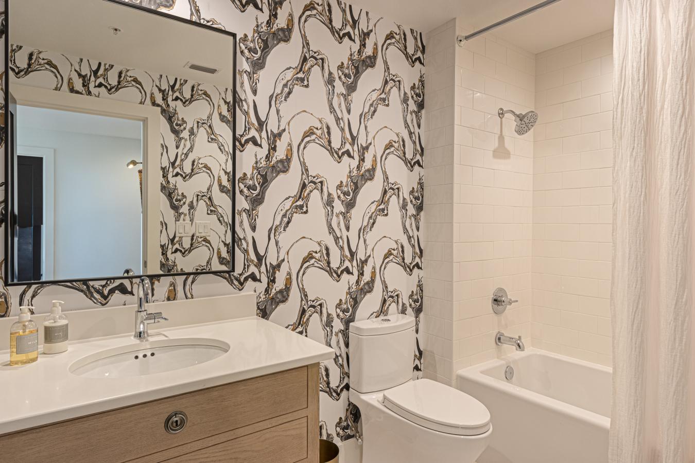 Tyler, 75709, 75709, United States, 2 Bedrooms Bedrooms, ,2 BathroomsBathrooms,Residential,For Sale,1966106