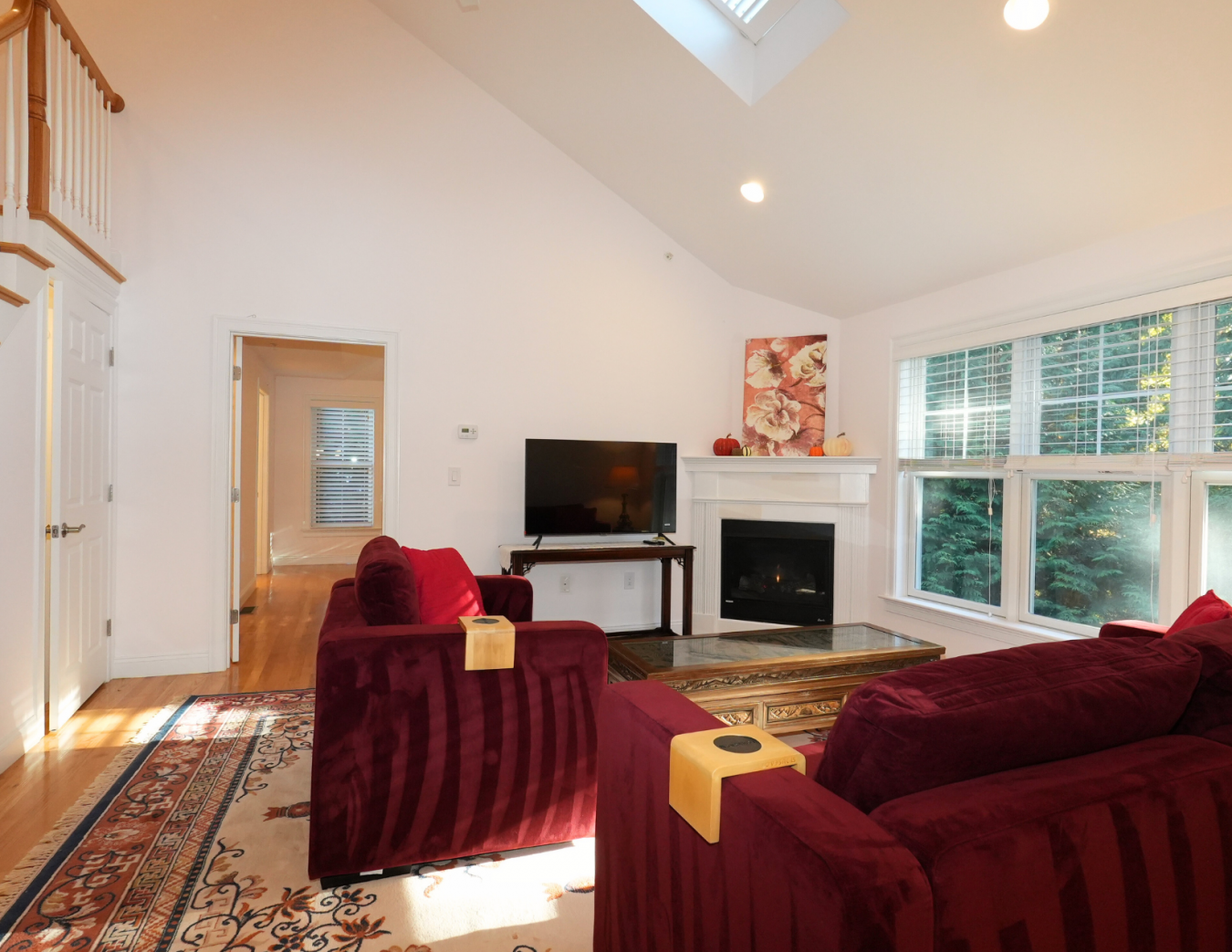 Westborough, Massachusetts, 01581, United States, 3 Bedrooms Bedrooms, ,2 BathroomsBathrooms,Residential,For Sale,1967437