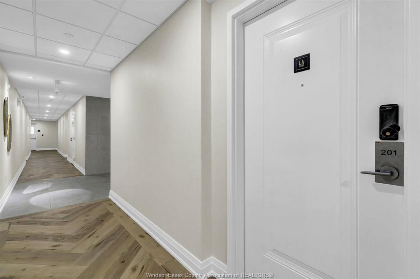 LaSalle, ON, N9J 1X7, Canada, 2 Bedrooms Bedrooms, ,2 BathroomsBathrooms,Residential,For Sale,1967436