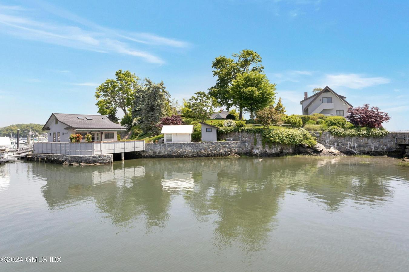 Greenwich, Connecticut, 06830, United States, 7 Bedrooms Bedrooms, ,5 BathroomsBathrooms,Residential,For Sale,1967433