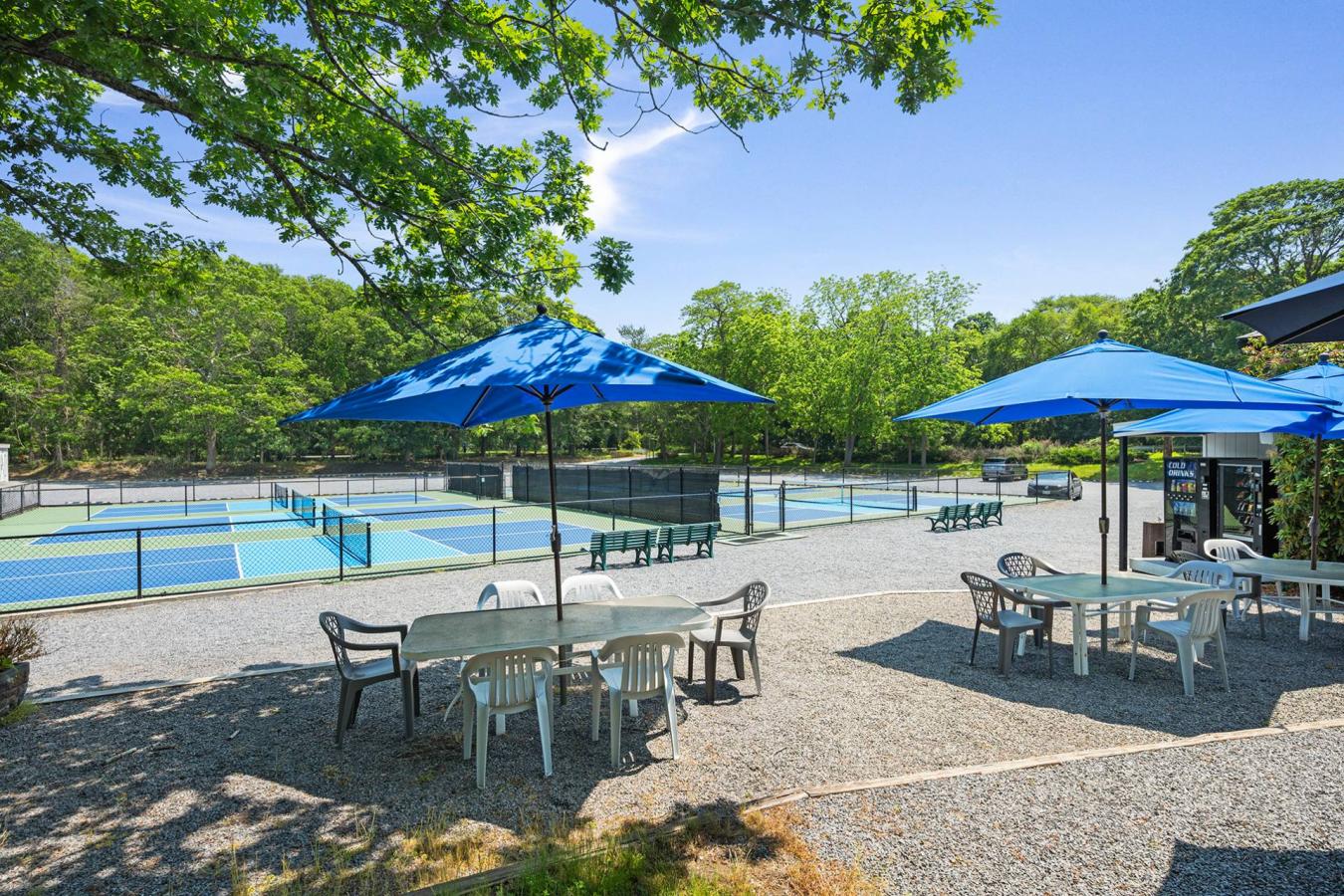 Westhampton, New York, 11977, United States, ,Residential,For Sale,1967426