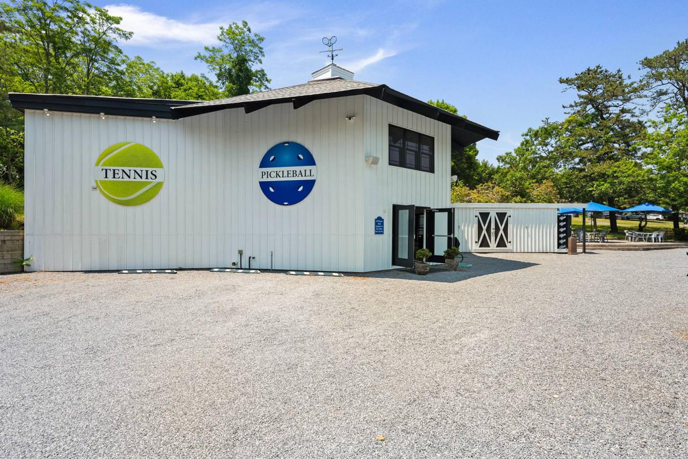 Westhampton, New York, 11977, United States, ,Residential,For Sale,1967426