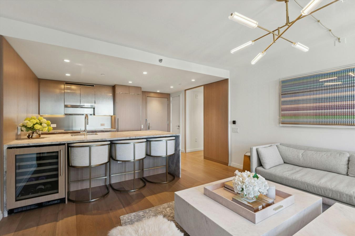 New York, New York, 10019, United States, 2 Bedrooms Bedrooms, ,2 BathroomsBathrooms,Residential,For Sale,1967425