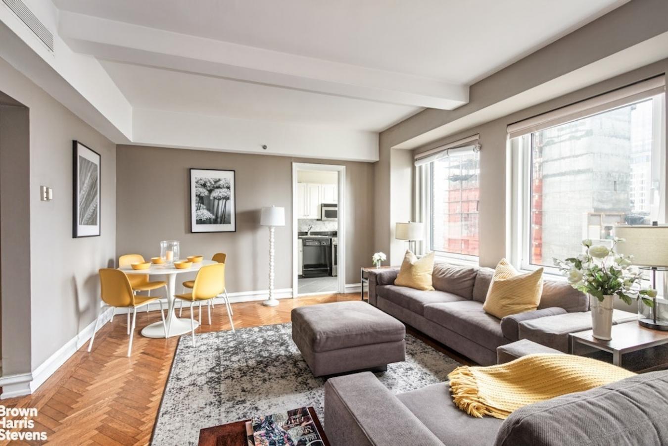 New York, New York, 10019, United States, 1 Bedroom Bedrooms, ,1 BathroomBathrooms,Residential,For Sale,1967423