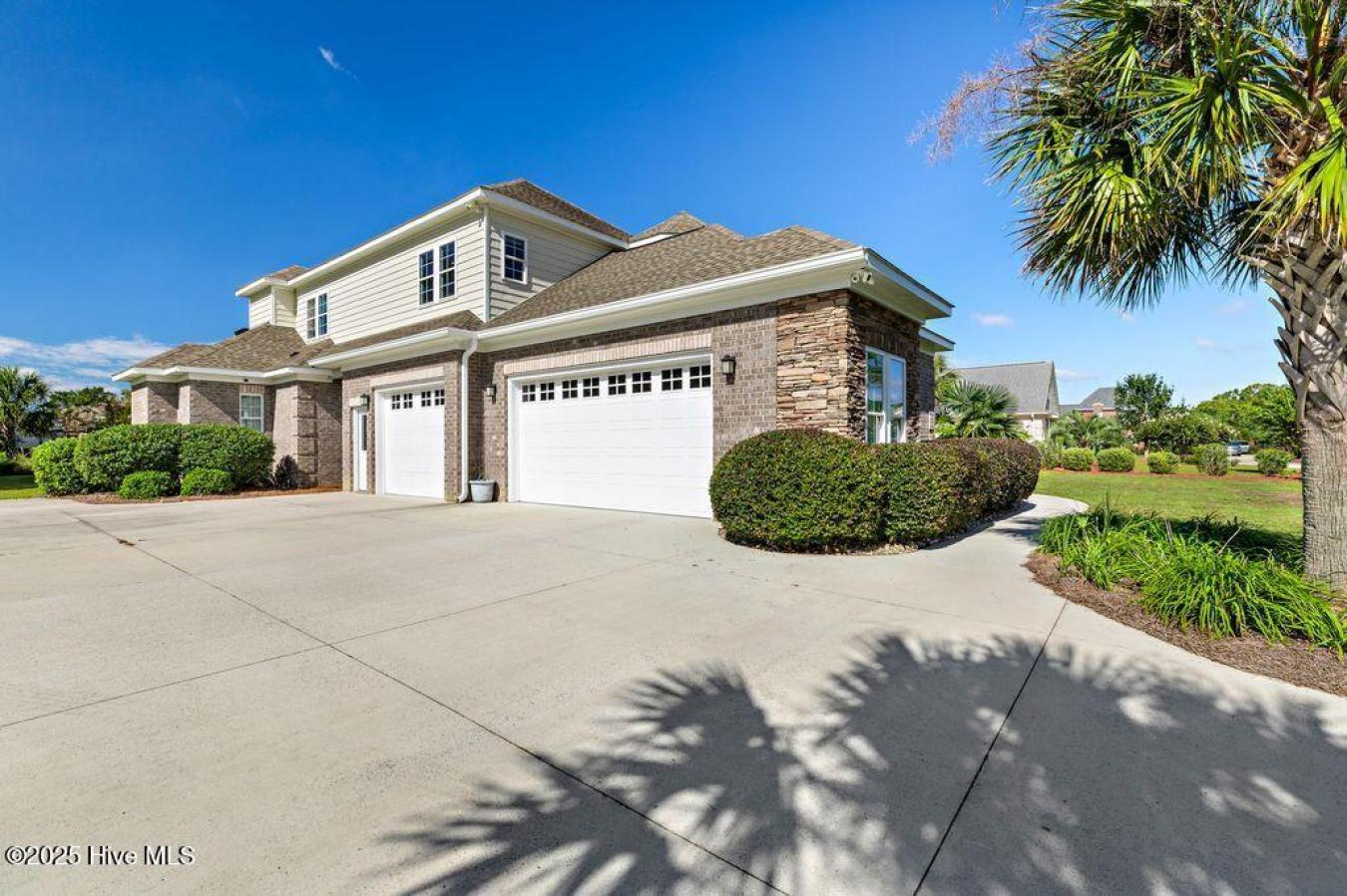 Leland, Brunswick, 28451, United States, 4 Bedrooms Bedrooms, ,3 BathroomsBathrooms,Residential,For Sale,1968596