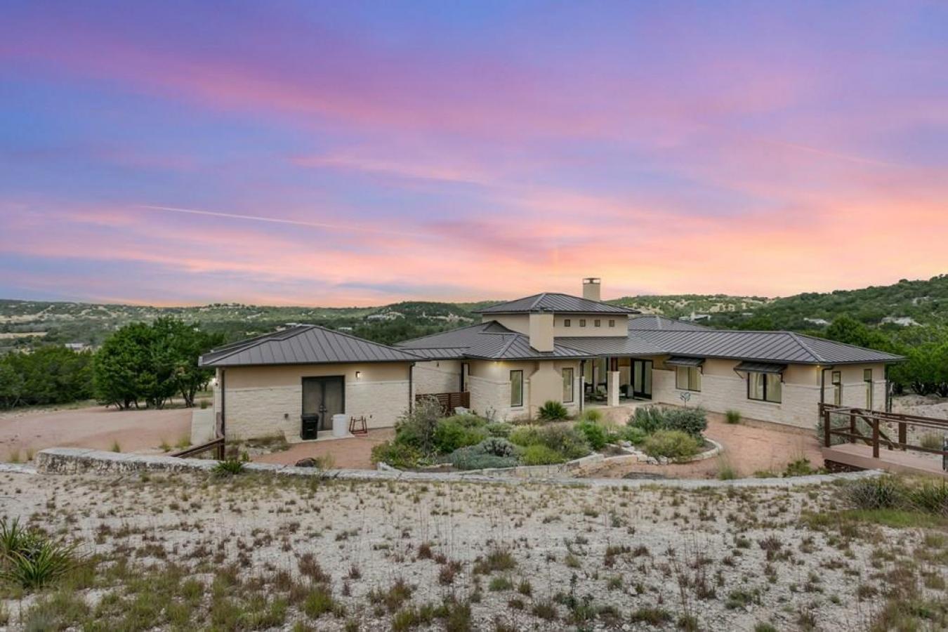 Fredericksburg, Gillespie, 78624, United States, ,Residential,For Sale,1967447