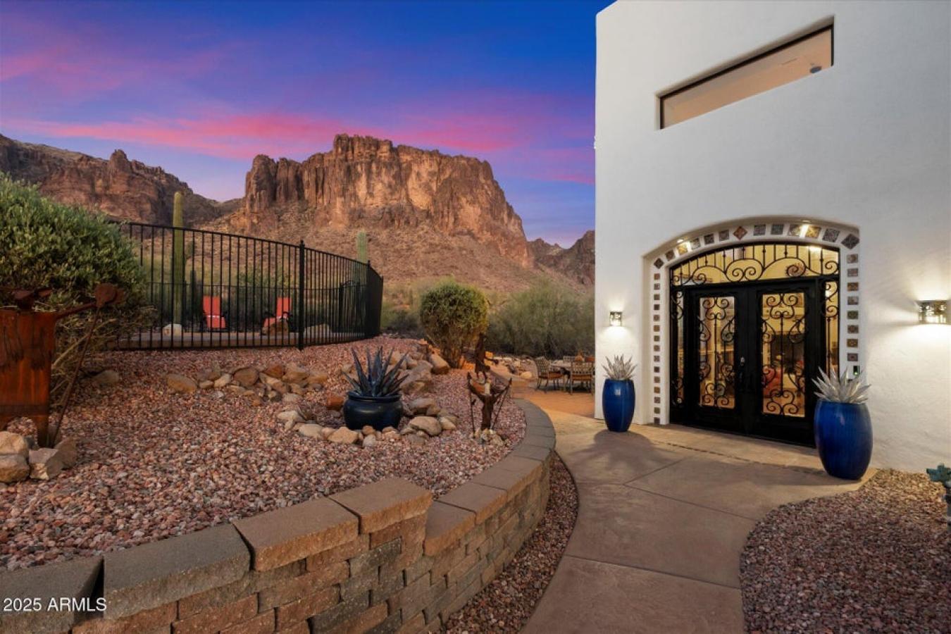 Apache junction, Arizona, 85119, United States, 3 Bedrooms Bedrooms, ,3 BathroomsBathrooms,Residential,For Sale,1967444