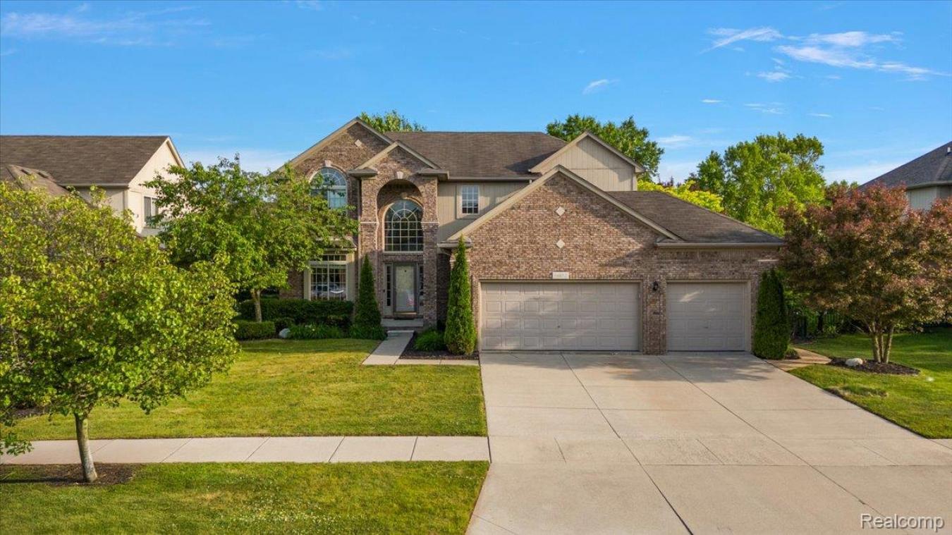 Macomb Township, Macomb, 48044, United States, ,Residential,For Sale,1967421