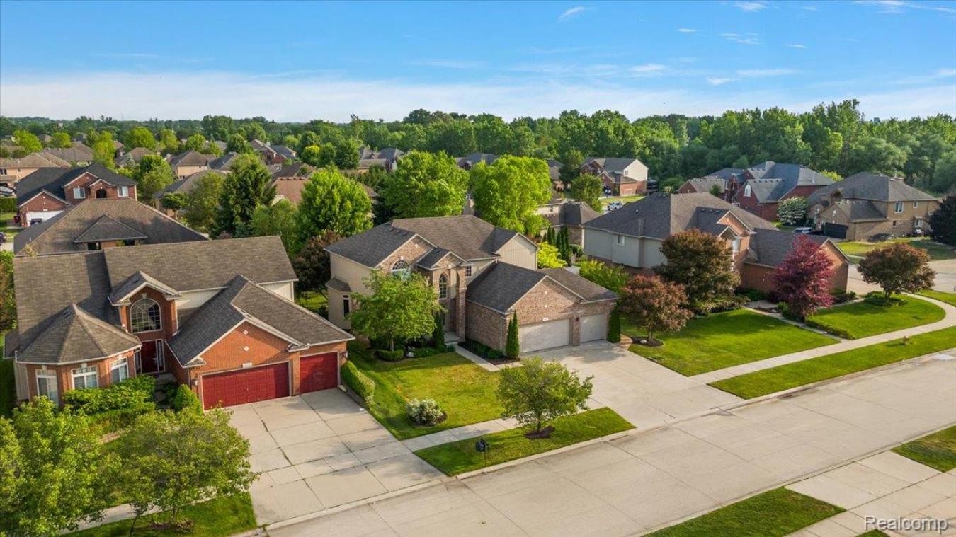 Macomb Township, Macomb, 48044, United States, ,Residential,For Sale,1967421