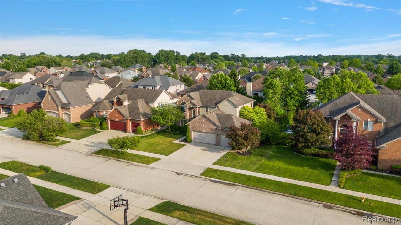 Macomb Township, Macomb, 48044, United States, ,Residential,For Sale,1967421