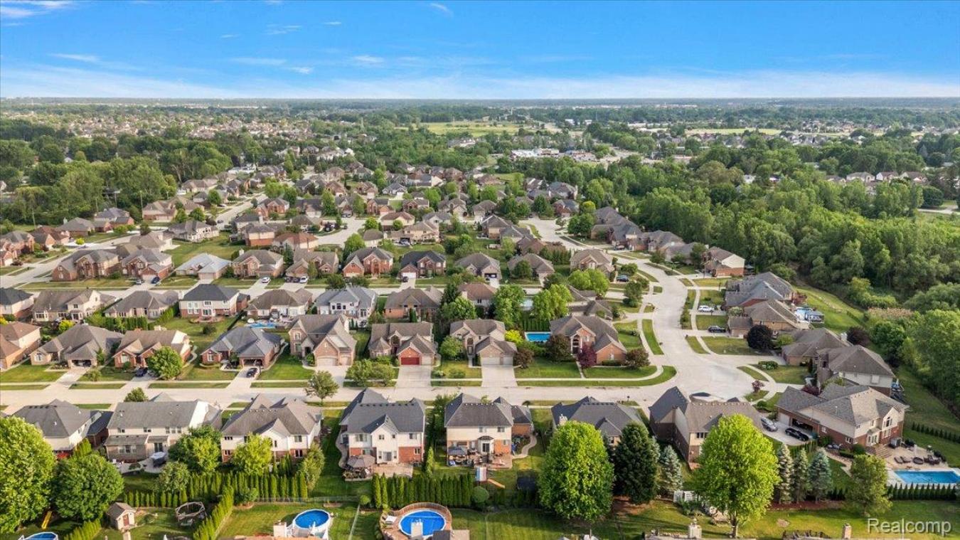 Macomb Township, Macomb, 48044, United States, ,Residential,For Sale,1967421