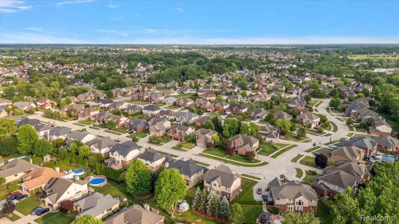 Macomb Township, Macomb, 48044, United States, ,Residential,For Sale,1967421