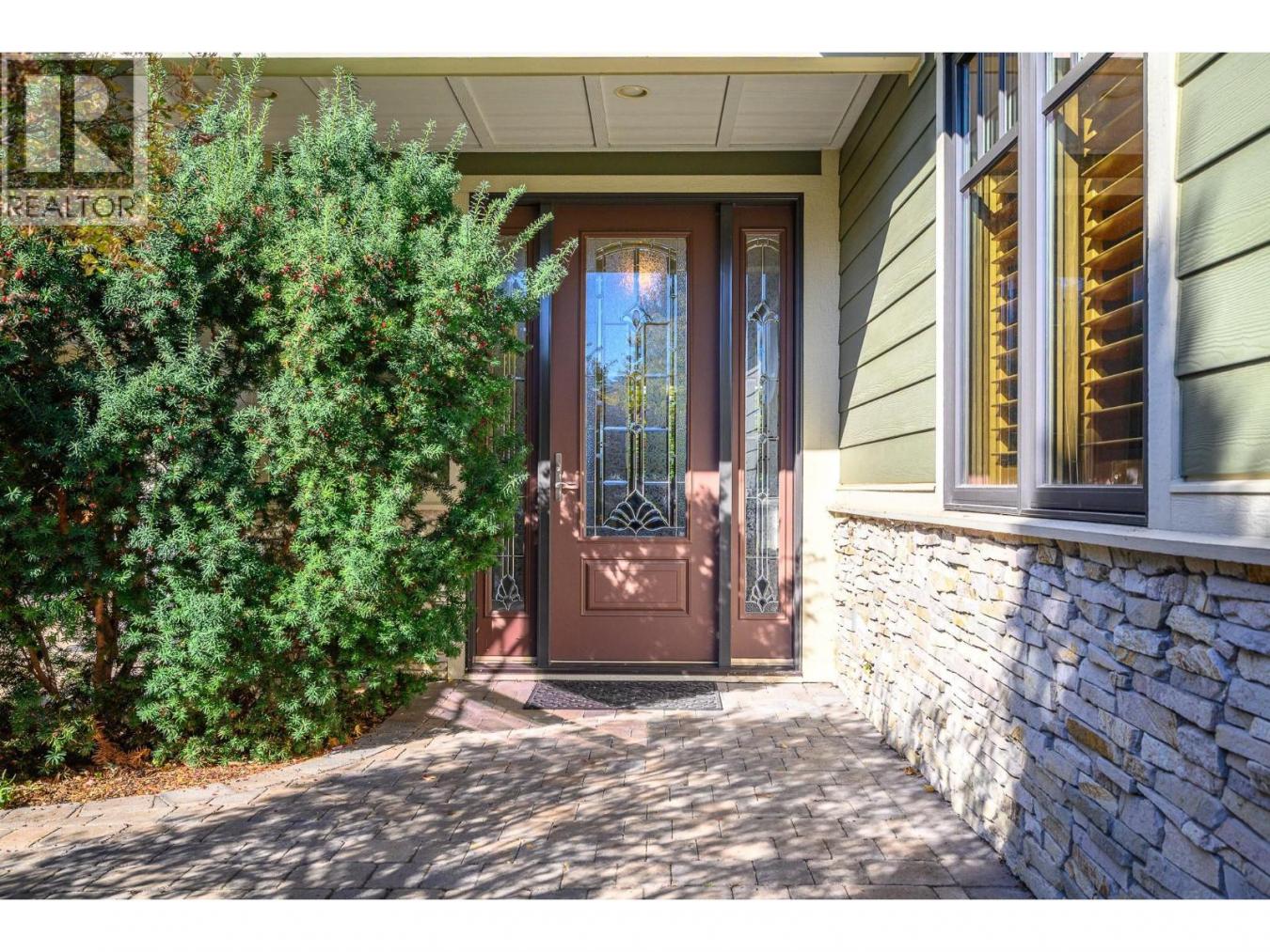 Kelowna, BC, V1Y0A6, Canada, 3 Bedrooms Bedrooms, ,2 BathroomsBathrooms,Residential,For Sale,1967443