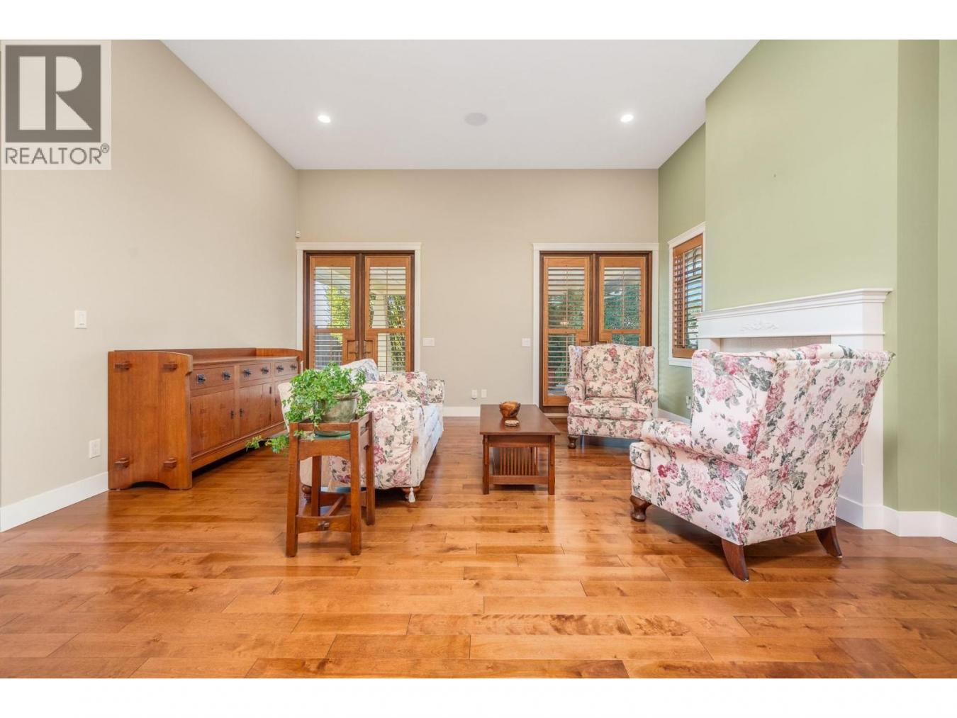 Kelowna, BC, V1Y0A6, Canada, 3 Bedrooms Bedrooms, ,2 BathroomsBathrooms,Residential,For Sale,1967443