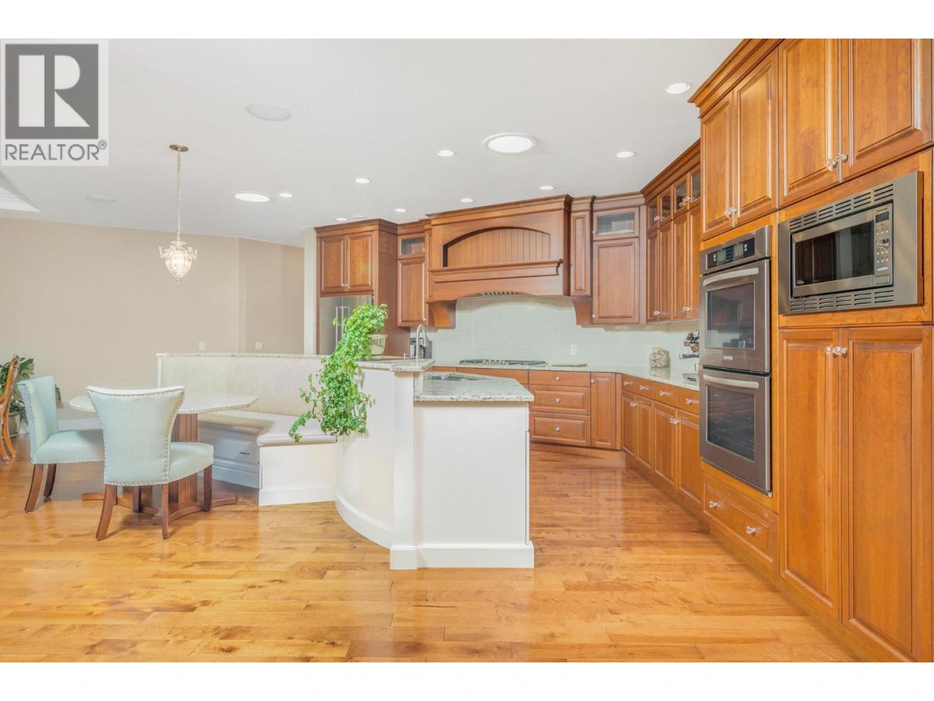 Kelowna, BC, V1Y0A6, Canada, 3 Bedrooms Bedrooms, ,2 BathroomsBathrooms,Residential,For Sale,1967443