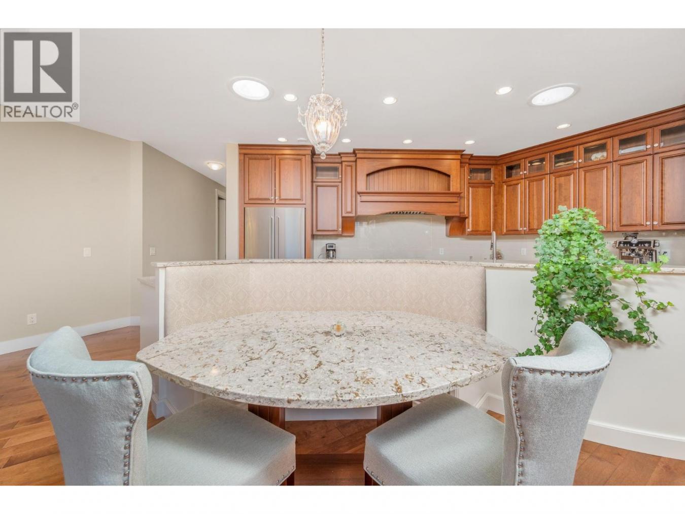 Kelowna, BC, V1Y0A6, Canada, 3 Bedrooms Bedrooms, ,2 BathroomsBathrooms,Residential,For Sale,1967443