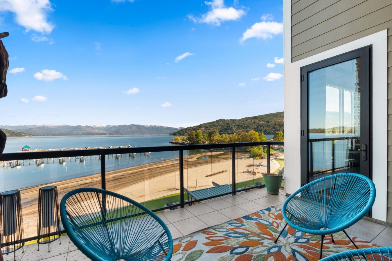 Sandpoint, Bonner, 83825, United States, 3 Bedrooms Bedrooms, ,2 BathroomsBathrooms,Residential,For Sale,1967419