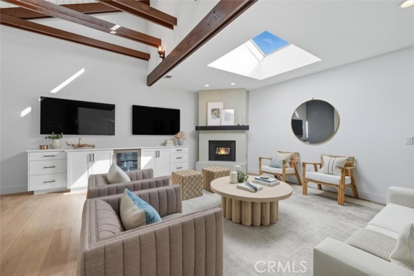 Manhattan Beach, Los Angeles, 90266, United States, 3 Bedrooms Bedrooms, ,3 BathroomsBathrooms,Residential,For Sale,1967415