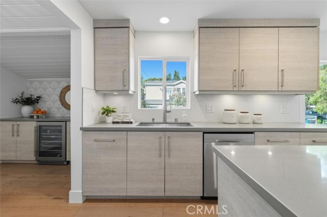 Manhattan Beach, Los Angeles, 90266, United States, 3 Bedrooms Bedrooms, ,3 BathroomsBathrooms,Residential,For Sale,1967415