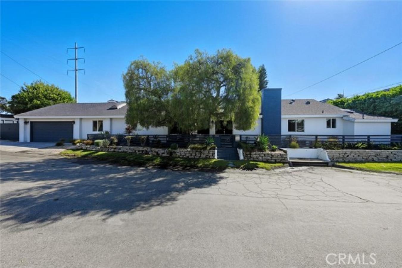 Manhattan Beach, Los Angeles, 90266, United States, 3 Bedrooms Bedrooms, ,3 BathroomsBathrooms,Residential,For Sale,1967415