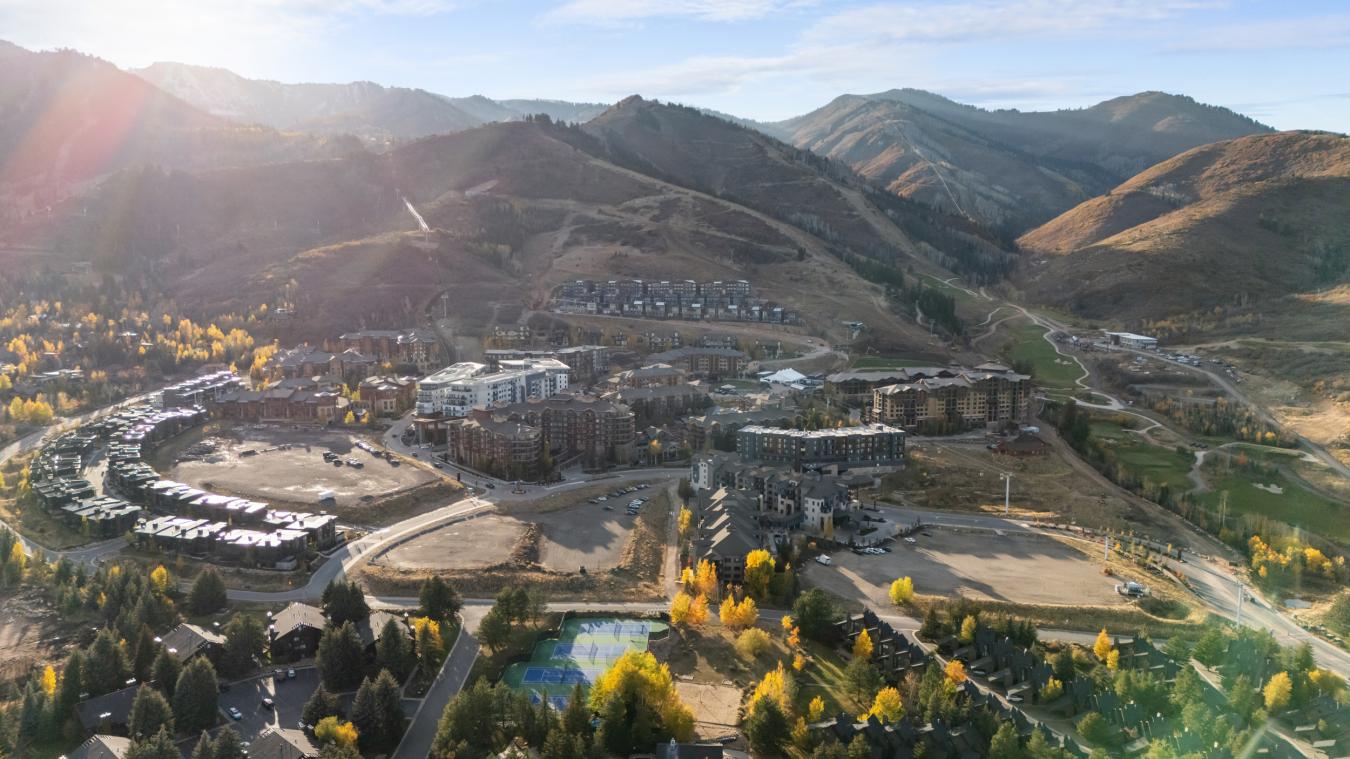 Park City, Summit, 84098, United States, 3 Bedrooms Bedrooms, ,Residential,For Sale,1967411