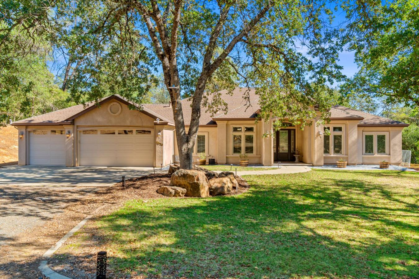 Diamond Springs, El Dorado, 95619, United States, 4 Bedrooms Bedrooms, ,2 BathroomsBathrooms,Residential,For Sale,1967409