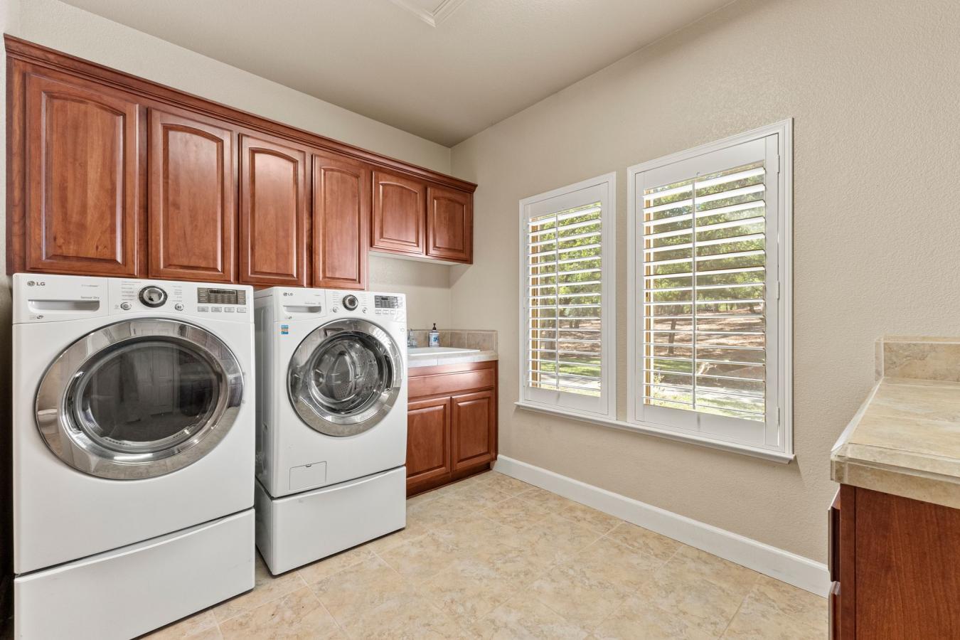 Diamond Springs, El Dorado, 95619, United States, 4 Bedrooms Bedrooms, ,2 BathroomsBathrooms,Residential,For Sale,1967409