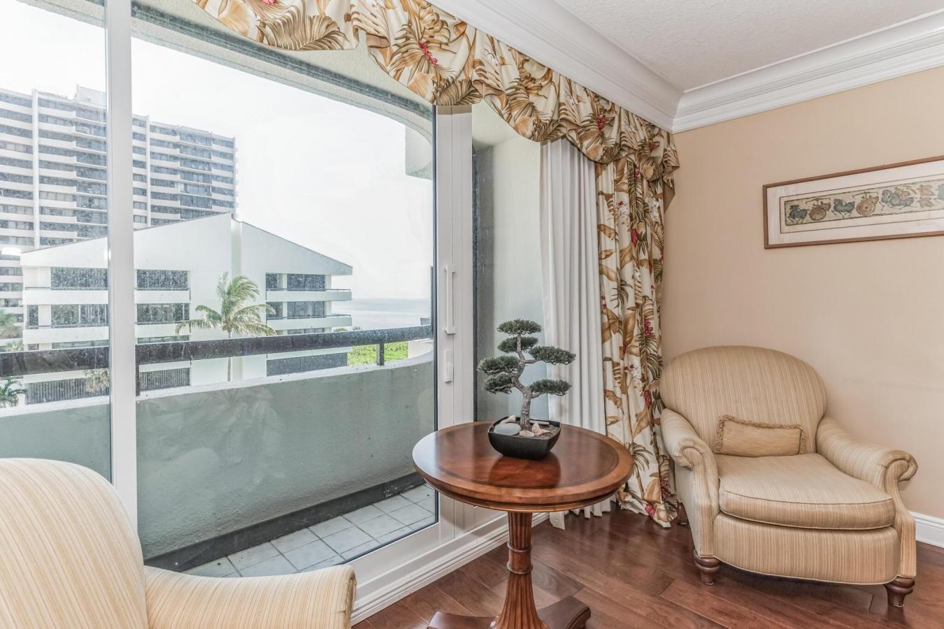 Discover oceanfront luxury while staying in this direct ocean view ren – image 11