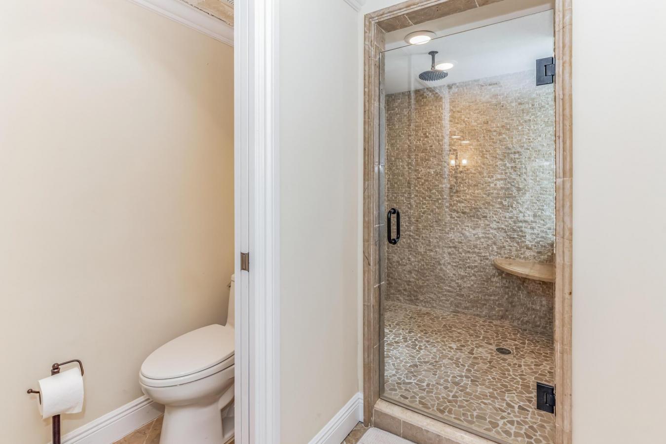Discover oceanfront luxury while staying in this direct ocean view ren – image 13