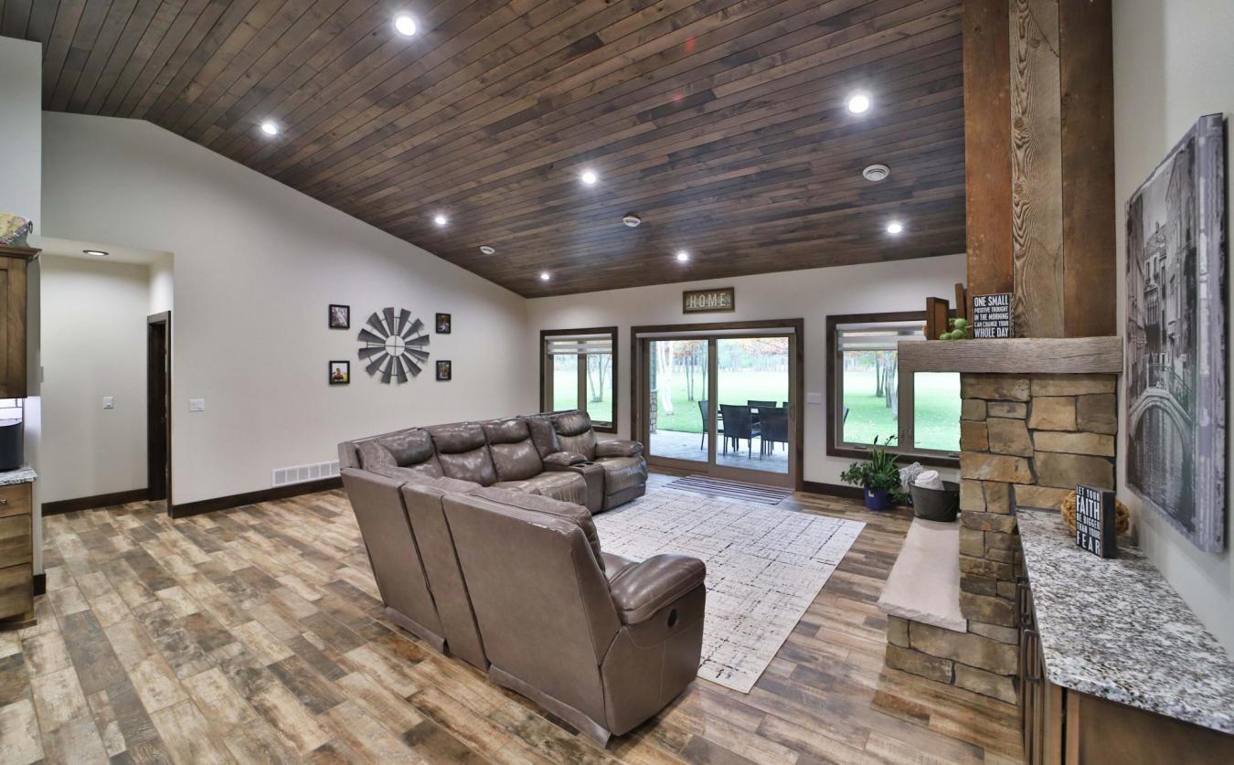 Menahga, Wadena, 56464, United States, 3 Bedrooms Bedrooms, ,4 BathroomsBathrooms,Residential,For Sale,1968594